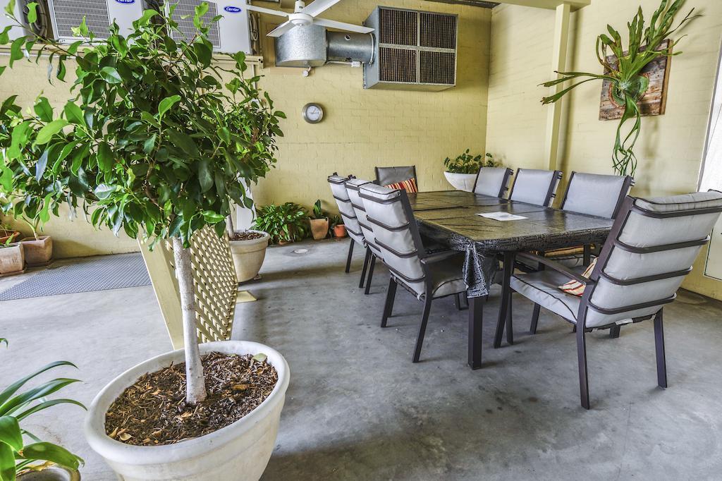 Golden Guitar Motor Inn Tamworth Luaran gambar
