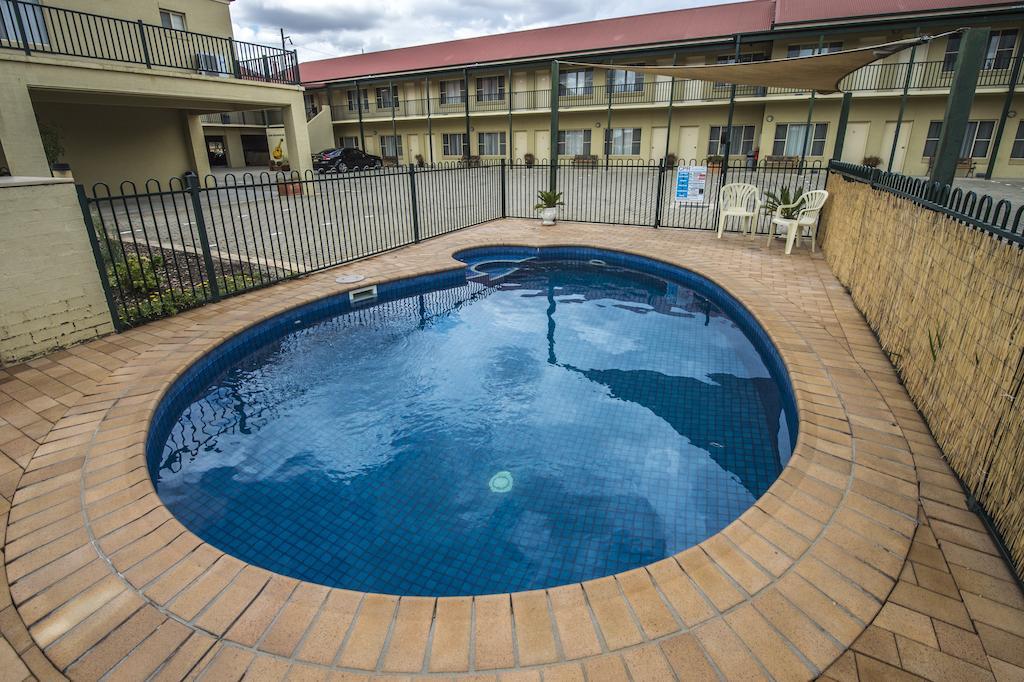 Golden Guitar Motor Inn Tamworth Luaran gambar